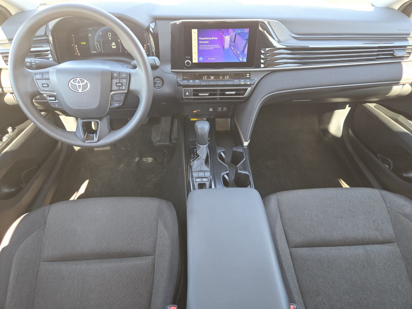 Used 2025 Toyota Camry LE FWD image 28