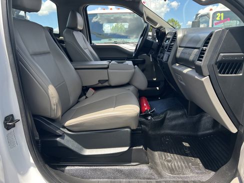 Used 2017 Ford F450 XL w/ Snow Plow Prep Package image 14