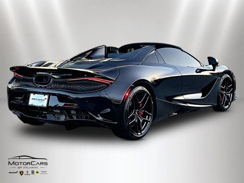 Used 2026 McLaren 750S Spider RWD image 12