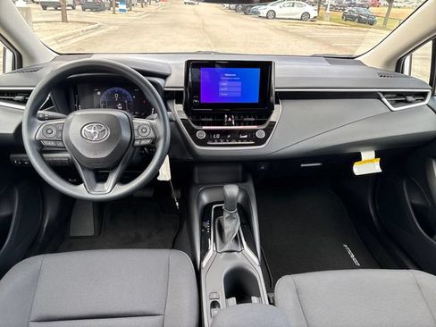 New 2026 Toyota Corolla LE FWD image 9