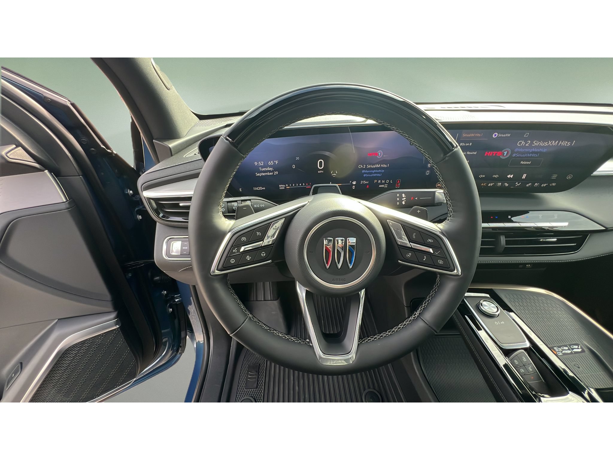Certified 2026 Buick Enclave Avenir w/ Super Cruise Package AWD/4WD image 22