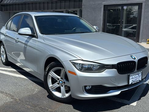 Used 2014 BMW 320i xDrive Sedan AWD/4WD image 1