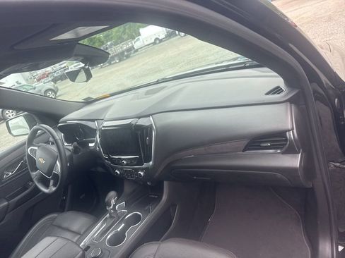 Used 2023 Chevrolet Traverse High Country w/ LPO, Cargo Package AWD/4WD image 13