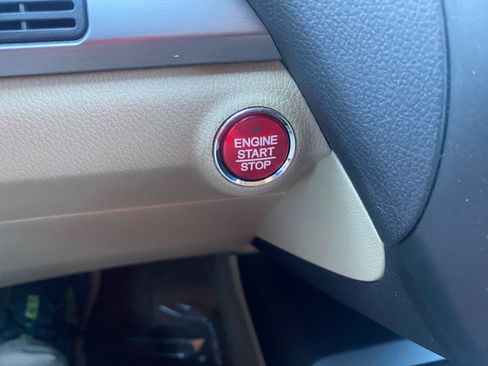 Used 2017 Acura RDX FWD w/Advance Pkg image 18