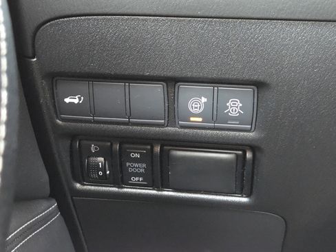 Used 2019 Nissan Armada SL w/ Premium Package image 24