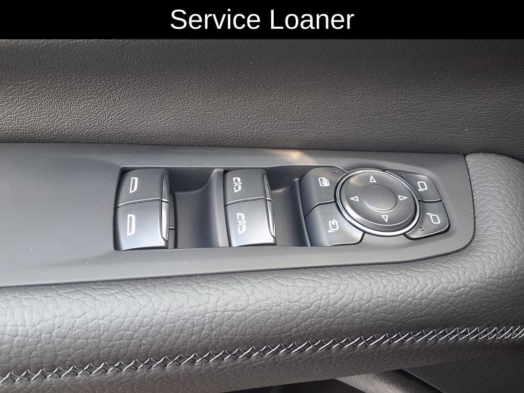 New 2026 GMC Yukon Denali w/ Denali Reserve Package AWD/4WD image 11