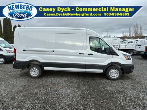 New 2026 Ford Transit 250 148 Medium Roof w/ Load Area Protection Package image 4