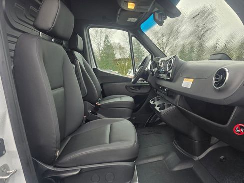 New 2026 Mercedes-Benz Sprinter 144 Cargo image 24