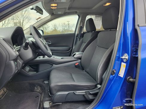 Used 2018 Honda HR-V EX image 25