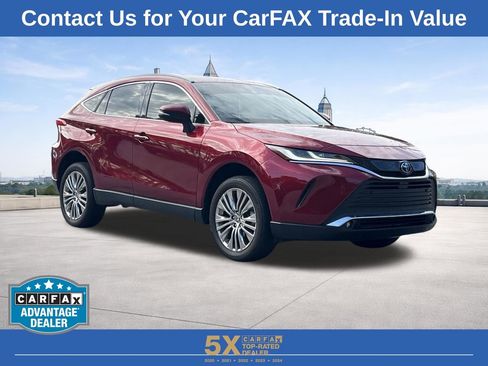 Used 2023 Toyota Venza XLE image 31