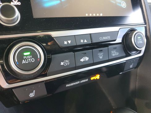 Used 2019 Honda Civic EX image 27