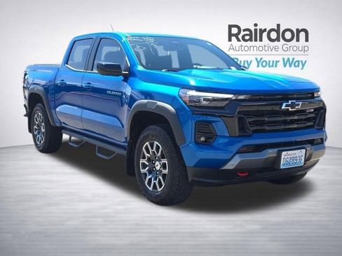 Used 2024 Chevrolet Colorado Z71 w/ Z71 Convenience Package 2 AWD/4WD image 1