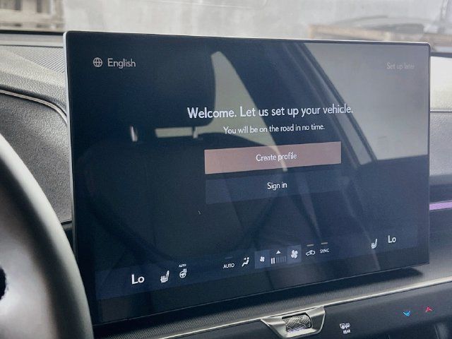 Used 2026 Lexus ES 350h w/ Convenience Package FWD image 21