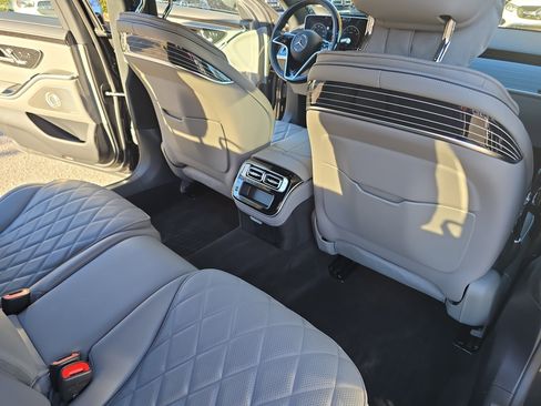 Certified 2025 Mercedes-Benz S 580 4MATIC Sedan image 11