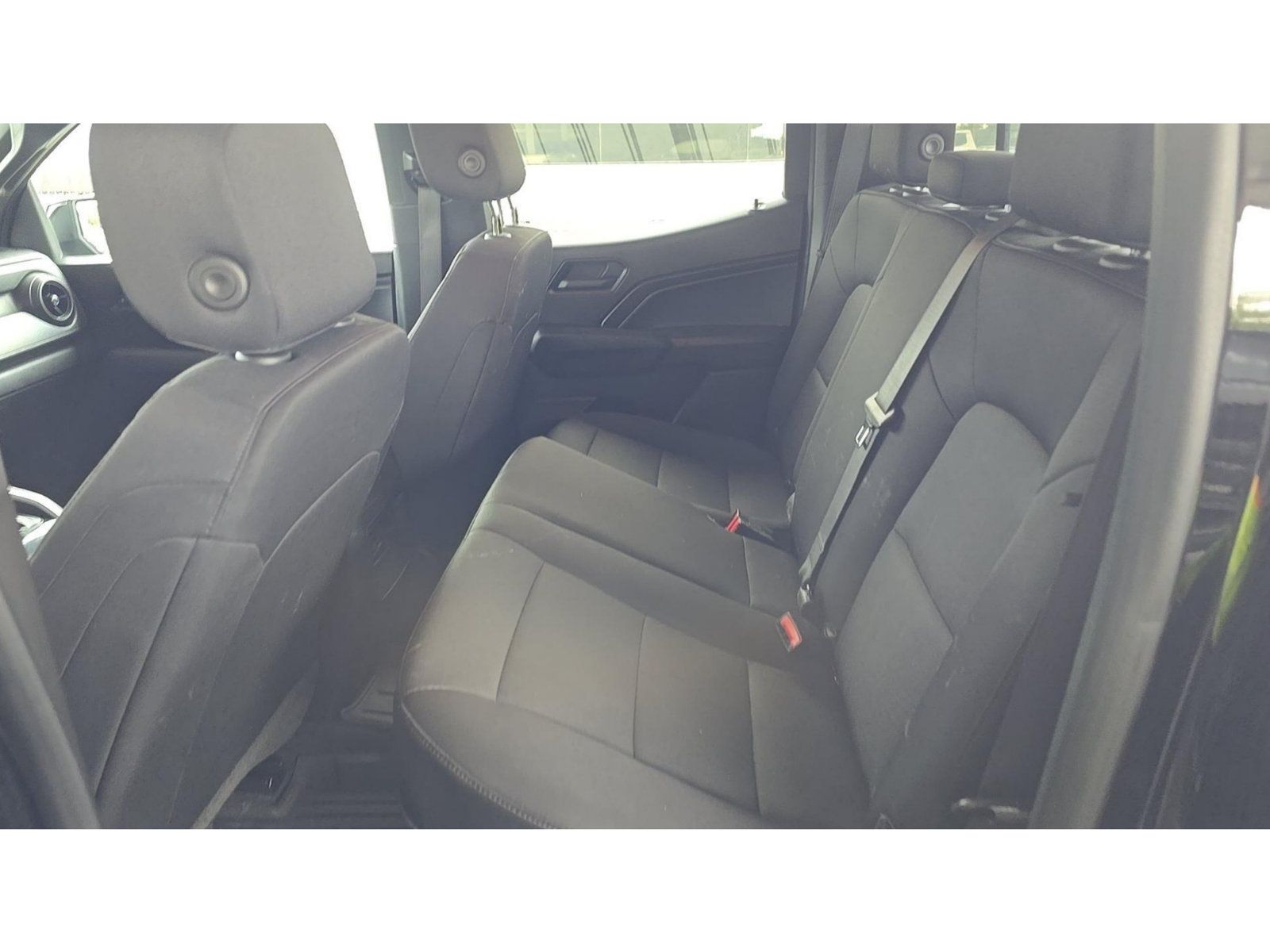 Used 2023 Chevrolet Colorado Trail Boss w/ Technology Package AWD/4WD image 9