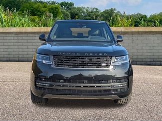 New 2026 Land Rover Range Rover Long Wheelbase SE video 2