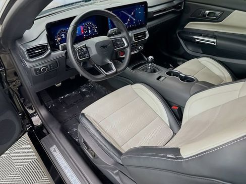 Used 2024 Ford Mustang GT Premium image 22