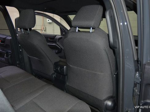 Used 2025 Toyota 4Runner SR5 AWD/4WD image 34