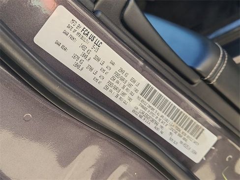 Used 2015 Jeep Grand Cherokee Limited w/ Luxury Group II image 34