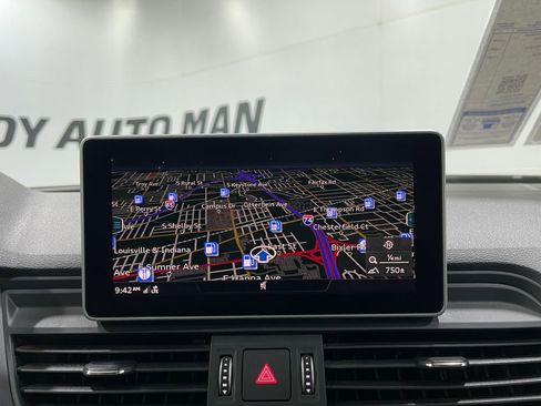 Used 2020 Audi Q5 2.0T Premium Plus w/ Premium Plus Package image 11