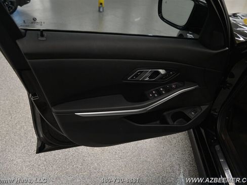 Used 2023 BMW 330i Sedan w/ Driving Assistance Package image 37