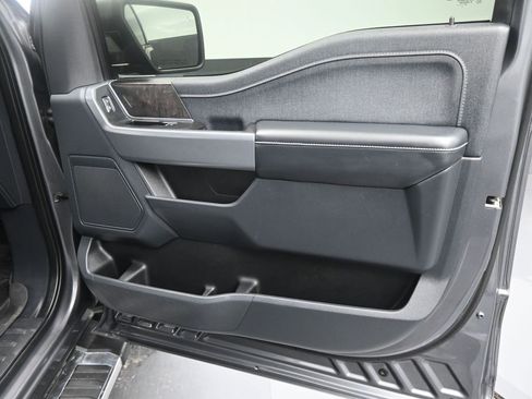 Used 2021 Ford F150 Lariat w/ FX4 Off-Road Package image 18