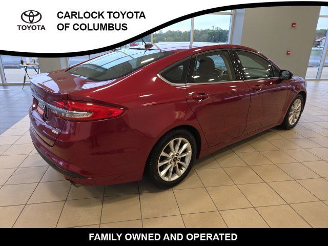 Used 2017 Ford Fusion SE w/ Fusion SE Technology Package FWD image 8