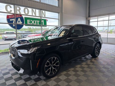 Used 2025 BMW X3 xDrive30i w/ Convenience Package AWD/4WD image 3