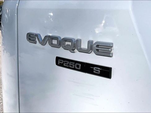 Used 2020 Land Rover Range Rover Evoque S image 9