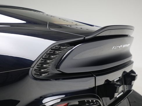 New 2026 Aston Martin Vanquish image 38