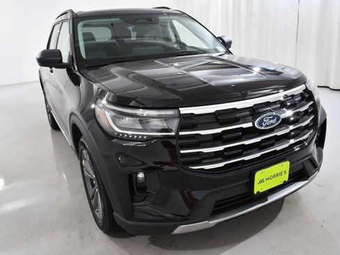 New 2025 Ford Explorer Active w/ Active Comfort Package image 4