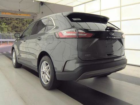 Used 2024 Ford Edge SEL AWD/4WD image 3