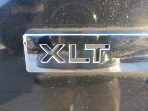 Used 2013 Ford F150 XLT w/ XLT Chrome Pkg image 20