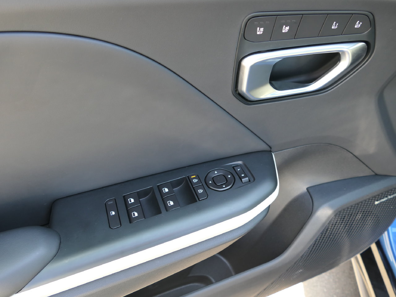 Certified 2025 Kia K4 GT-Line w/ GT-Line Premium Package FWD image 14