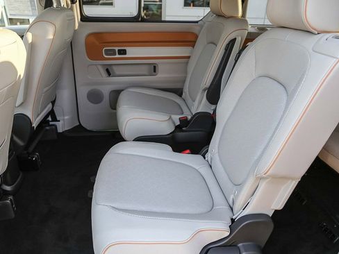 New 2025 Volkswagen ID. Buzz Pro S Plus image 27