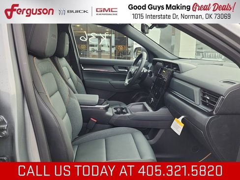New 2026 GMC Terrain AT4 w/ Convenience Package III AWD/4WD image 40