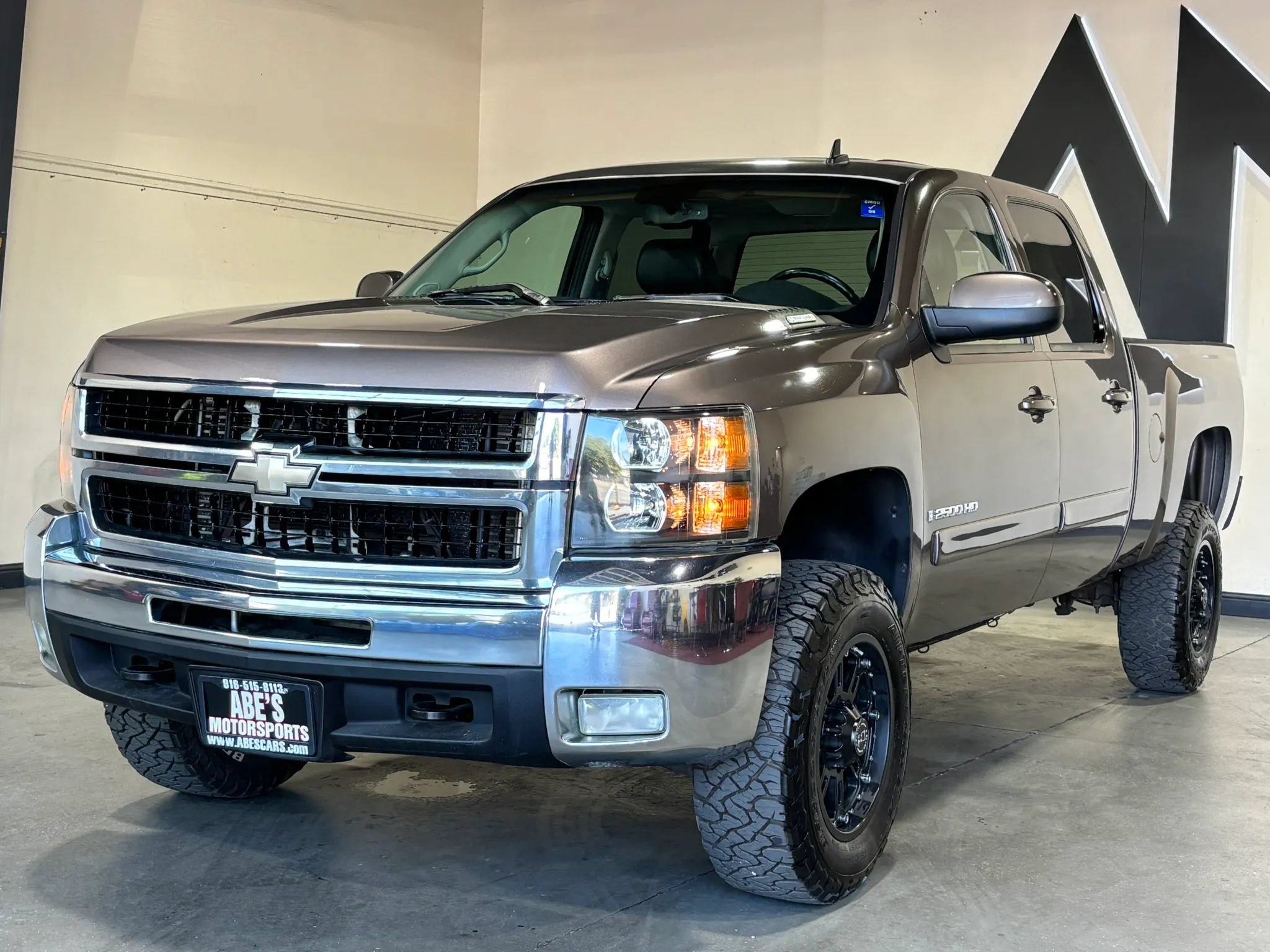 Used 2008 Chevrolet Silverado 2500 LTZ w/ Safety Package AWD/4WD image 1