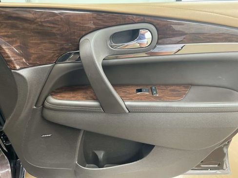 Used 2015 Buick Enclave Leather w/ Trailering Package FWD image 29