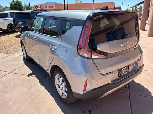 Certified 2025 Kia Soul LX FWD image 6