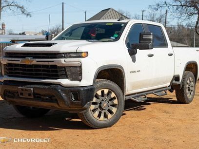 Used 2024 Chevrolet Silverado 2500 Custom w/ Custom Convenience Package