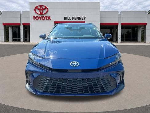 New 2026 Toyota Camry SE FWD image 8