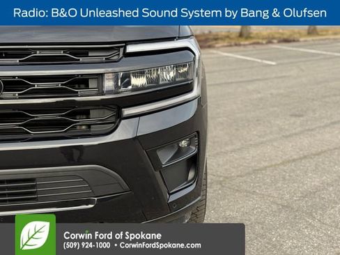 Used 2022 Ford Expedition Max Limited image 9