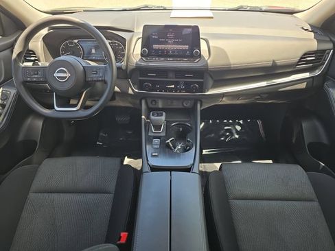 Used 2024 Nissan Rogue SV FWD image 9