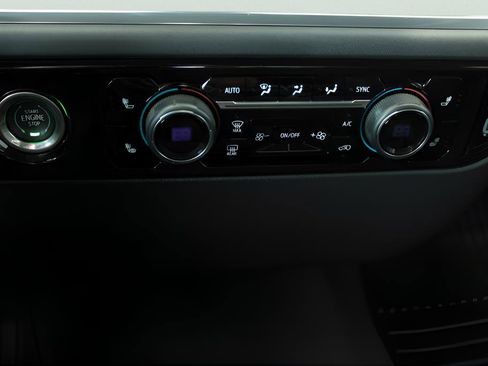 Used 2024 Chevrolet Silverado 1500 RST image 24