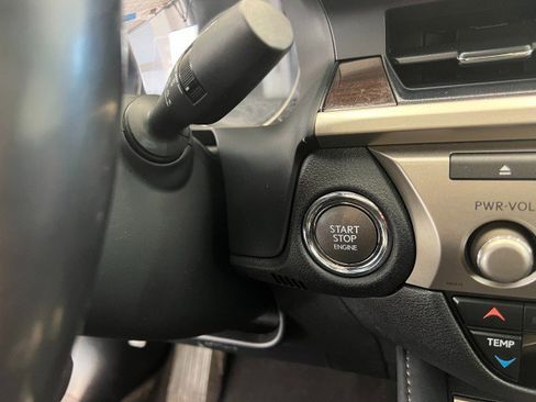 Used 2016 Lexus ES 350 w/ Luxury Package w/Wood Trim image 33