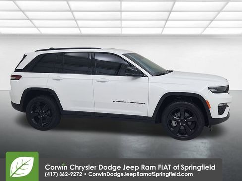 Certified 2023 Jeep Grand Cherokee Limited w/ Black Appearance Package image 1