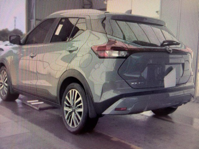 Certified 2024 Nissan Kicks SV FWD image 9