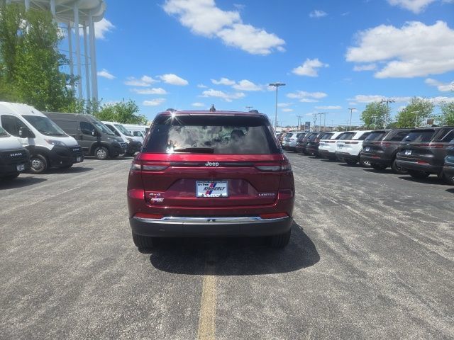 Used 2024 Jeep Grand Cherokee Limited w/ Luxury Tech Group II AWD/4WD image 10