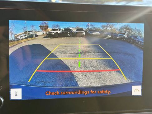 Used 2025 Toyota Camry LE image 17