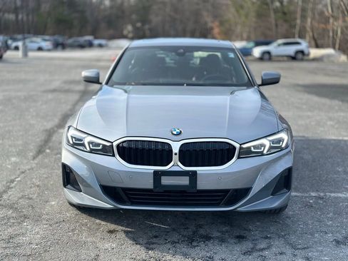 Certified 2025 BMW 330i xDrive Sedan w/ Premium Package AWD/4WD image 9